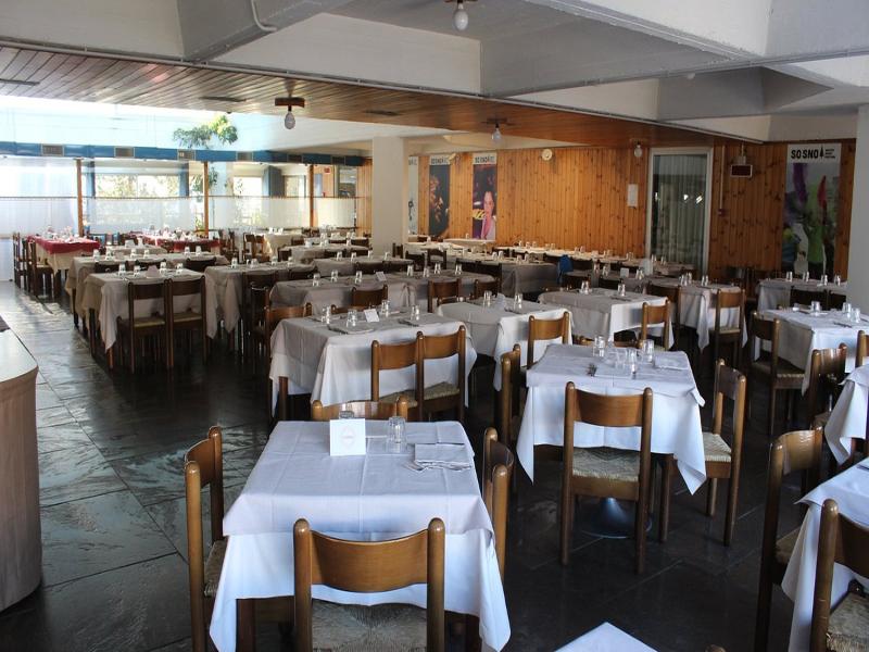 TH 1400 Hotel image