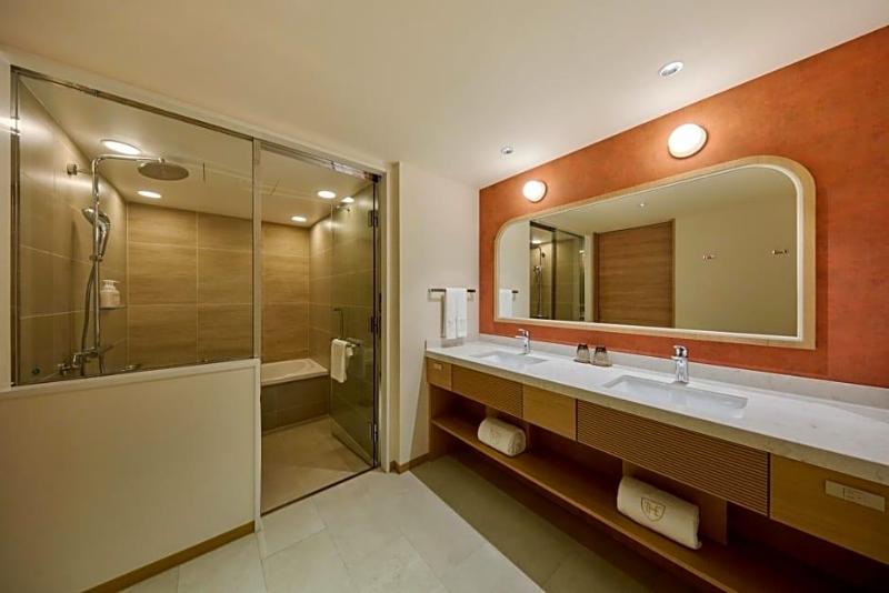 The Royal Park Hotel Ginza 6 Chome image