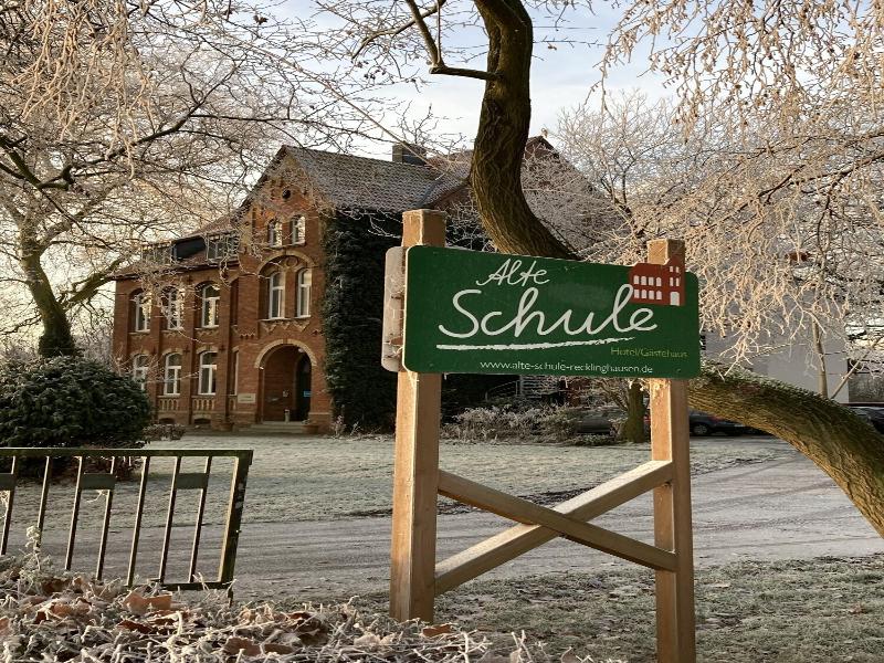 Gv Stehaus Alte Schule image
