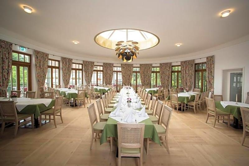 Gutshotel Odelzhausen image