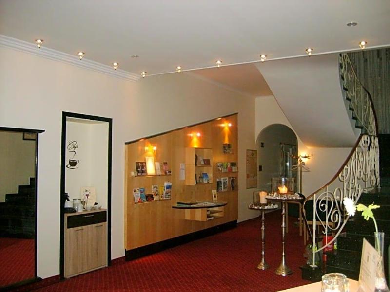 City Hotel By Celina image