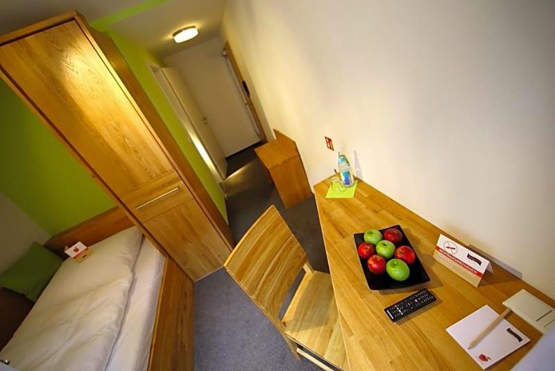 Schieners Hotel Apfelhof Apartments image