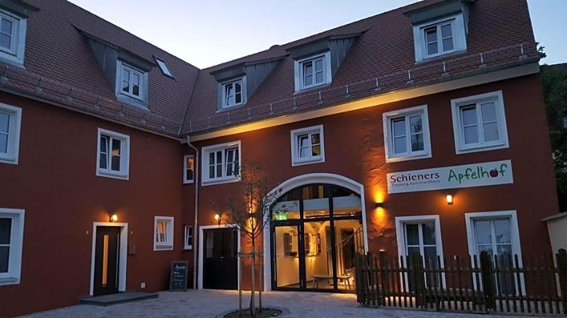 Schieners Hotel Apfelhof Apartments image
