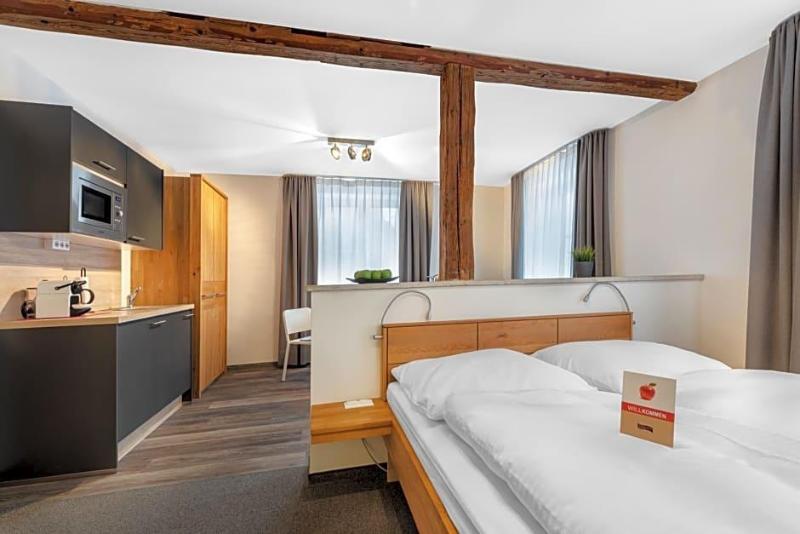 Schieners Hotel Apfelhof Apartments image
