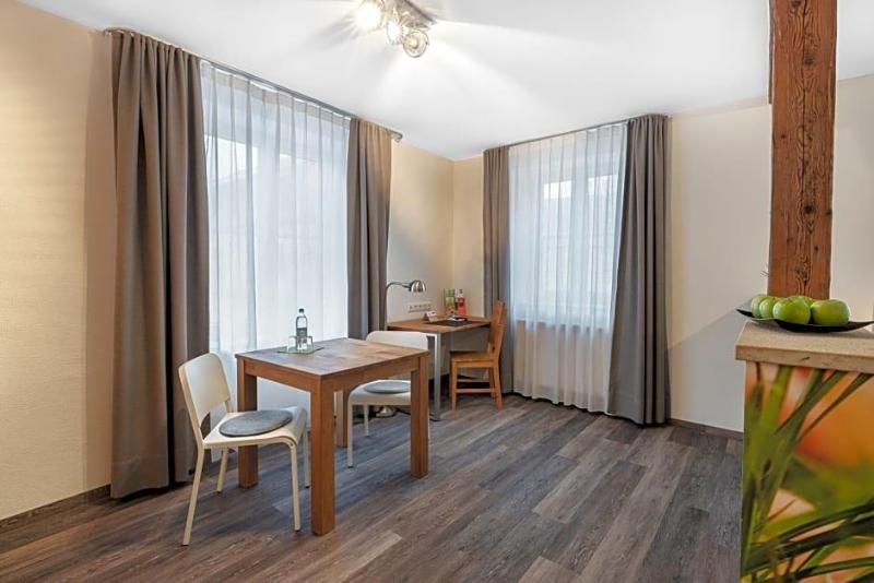 Schieners Hotel Apfelhof Apartments image
