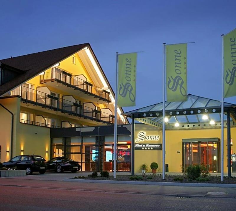 Hotel Restaurant Sonne image