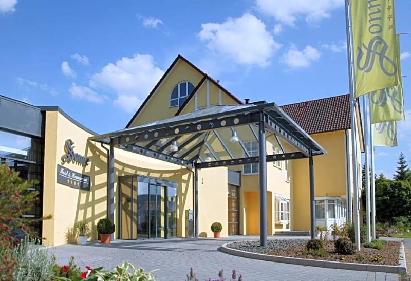 Hotel Restaurant Sonne image