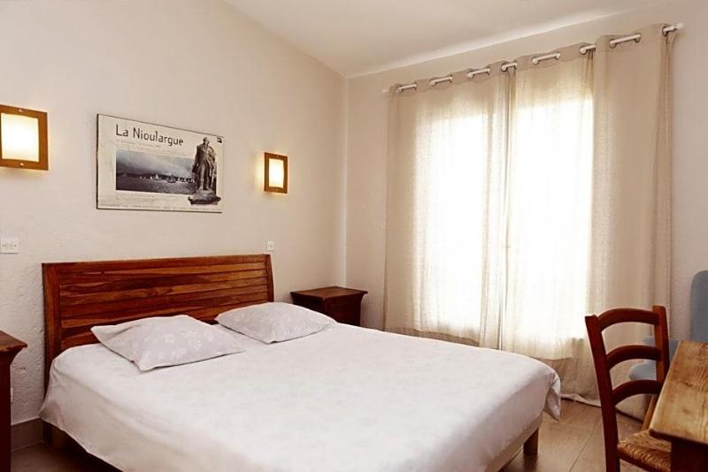 Coq Hotel image