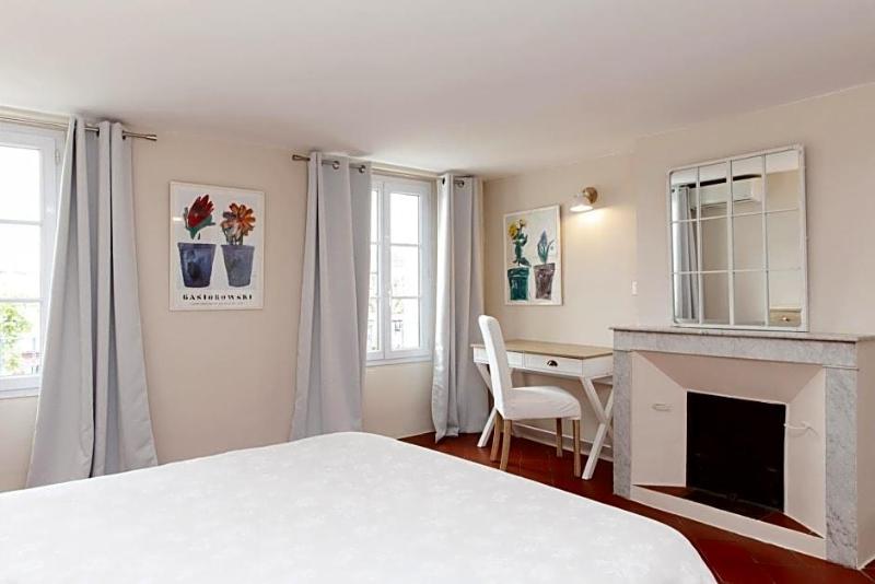 Coq Hotel image