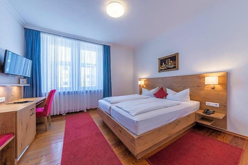 Hotel Krone image
