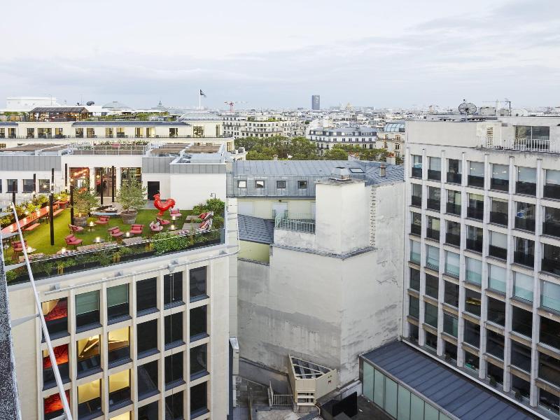 Citizenm Paris Champs Valysv Es image