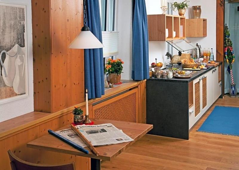 Gasthof Landhotel Hirsch image