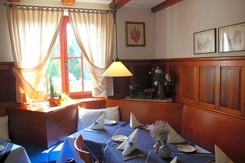 Gasthof Landhotel Hirsch image