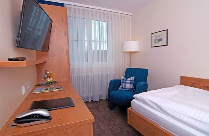 Gasthof Landhotel Hirsch image
