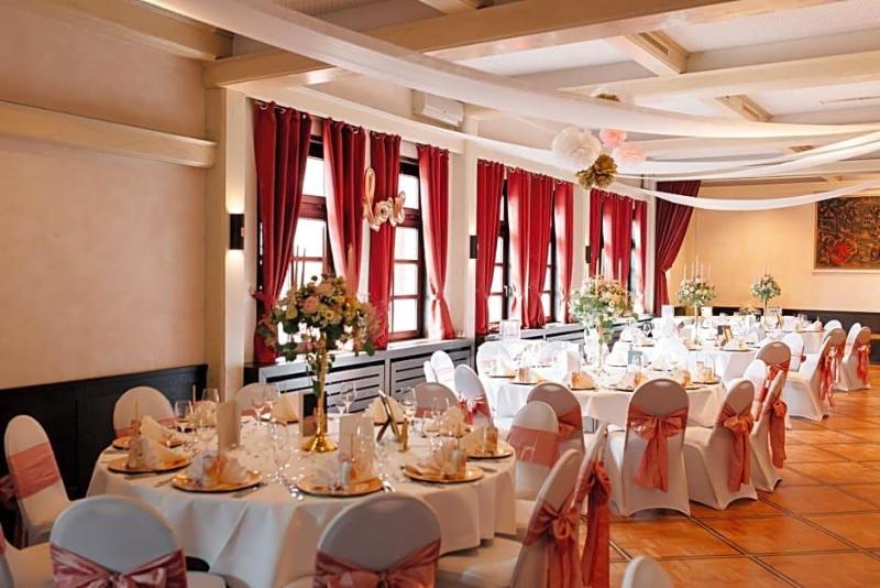Hotel Daub image