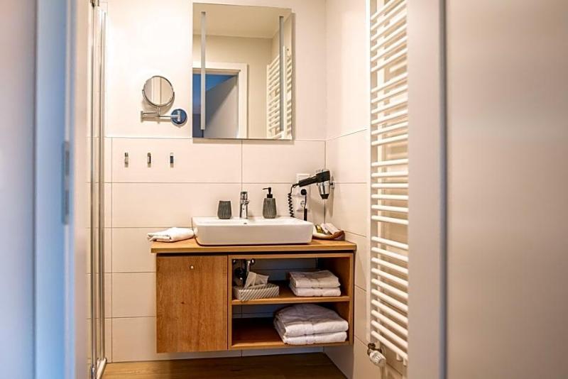 Hotel Seeblick image