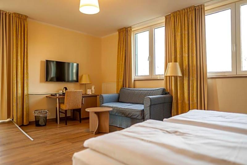 Hotel Seeblick image