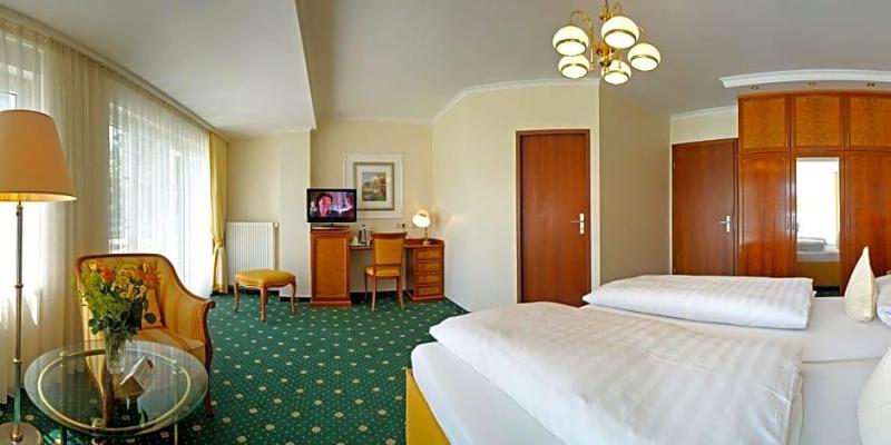 Hotel Sacher Stoiber image