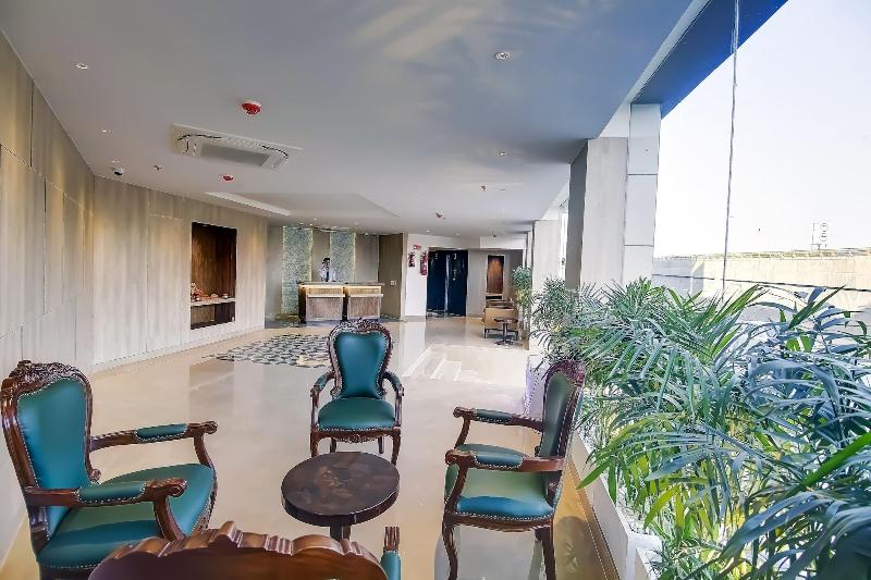 Opo The Royal Residency image