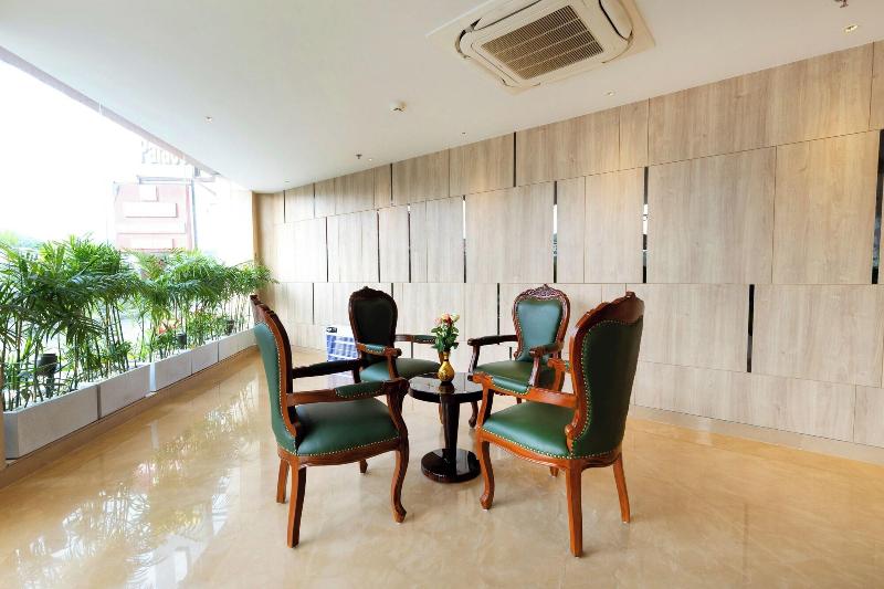Opo The Royal Residency image