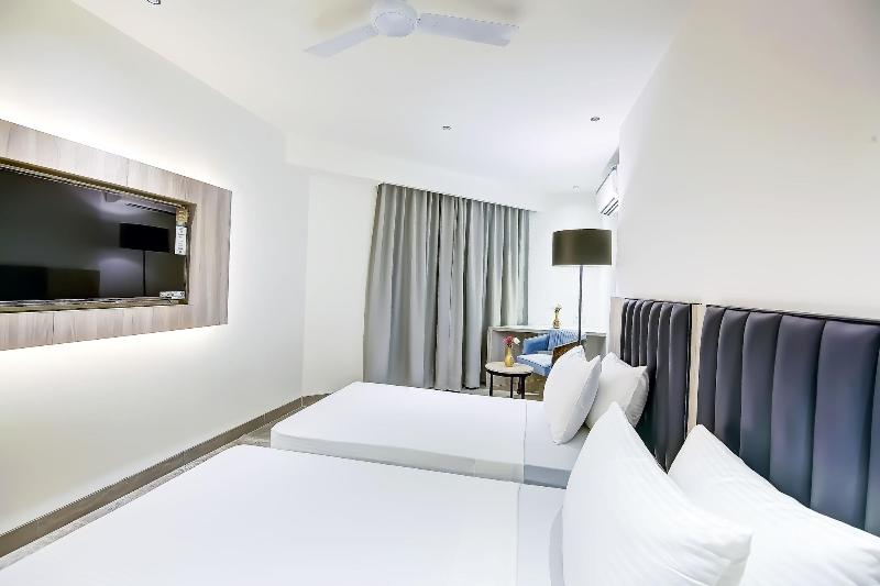Opo The Royal Residency image