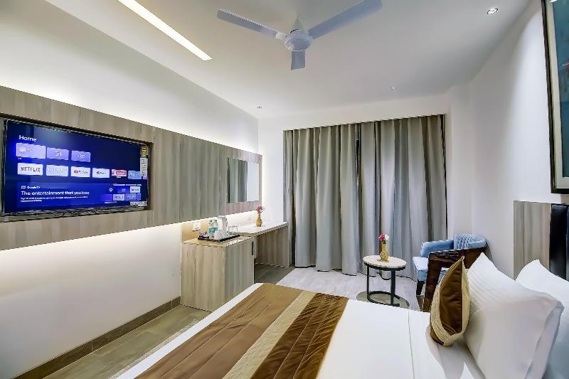 Opo The Royal Residency image