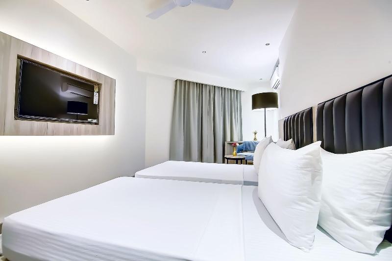 Opo The Royal Residency image