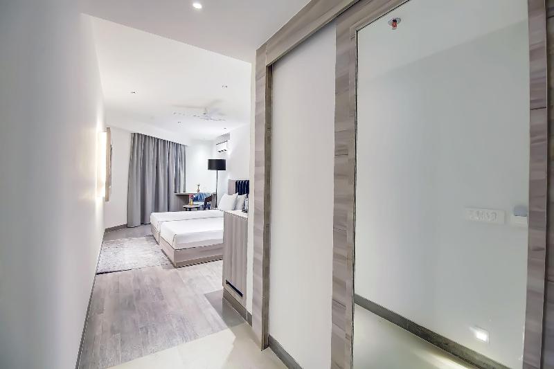 Opo The Royal Residency image