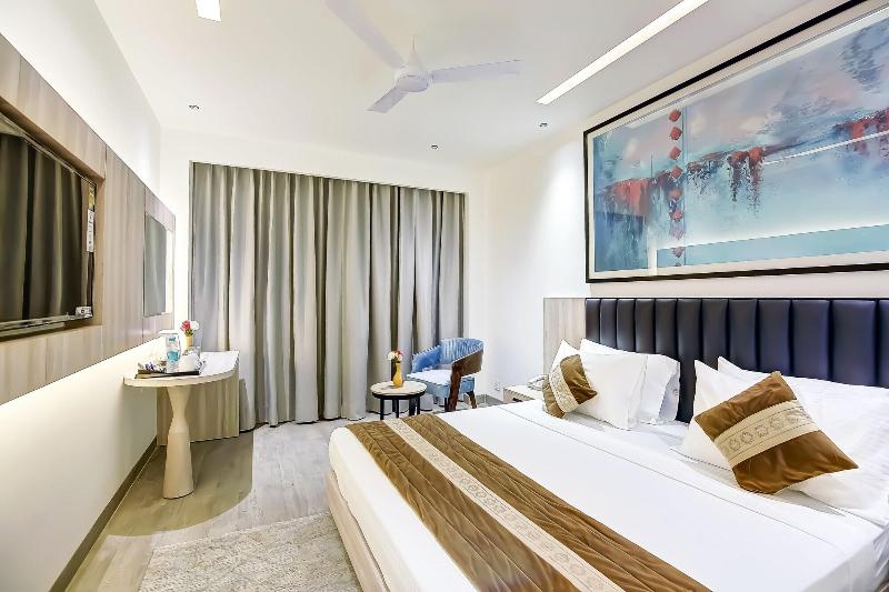 Opo The Royal Residency image