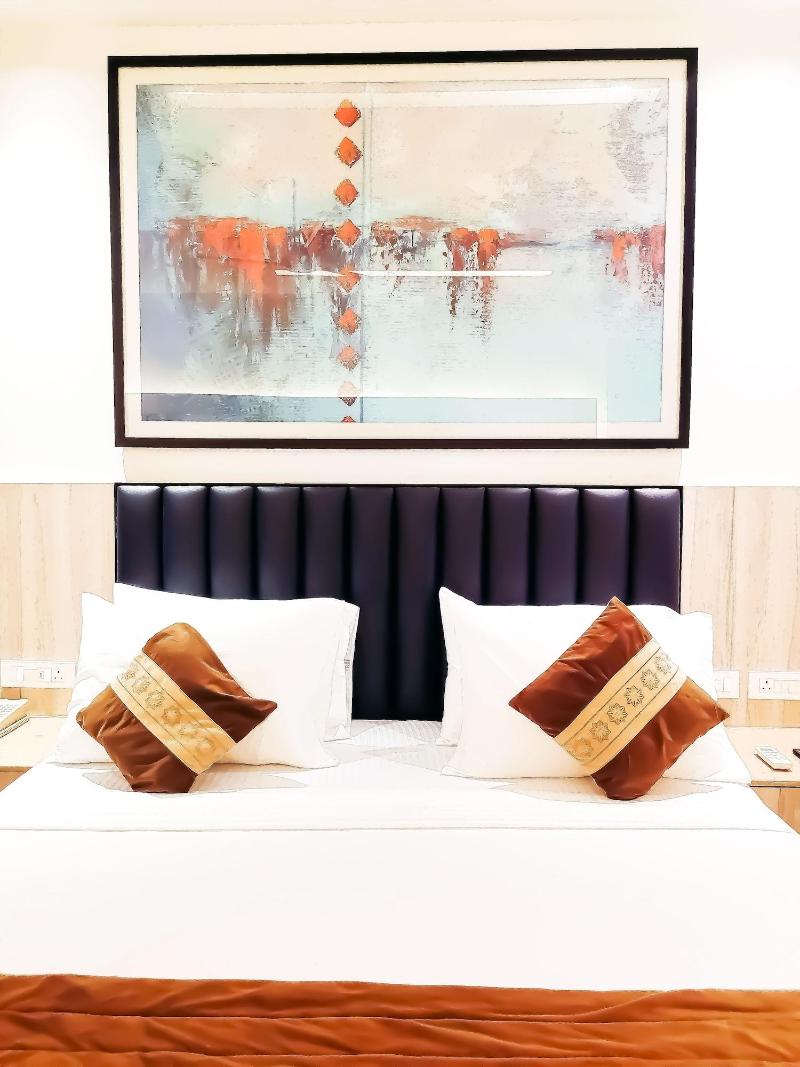 Opo The Royal Residency image