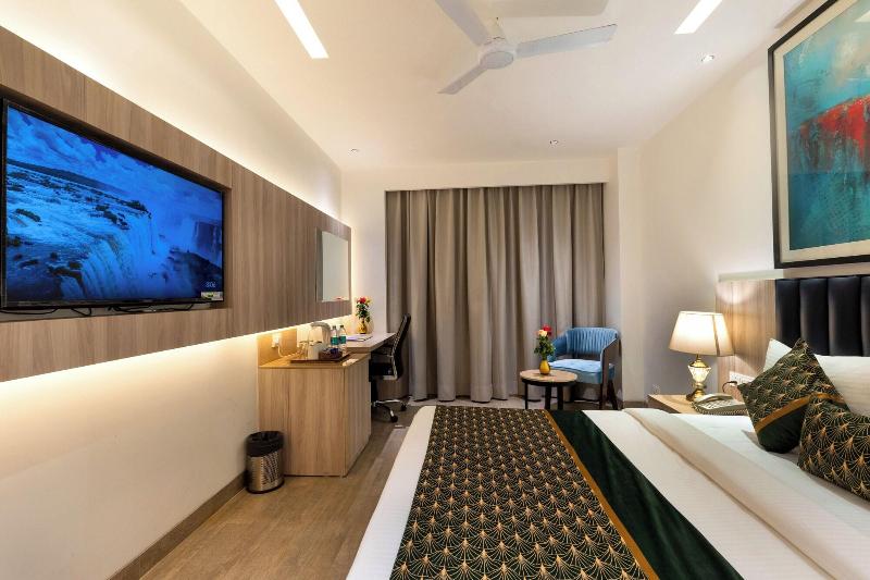 Opo The Royal Residency image