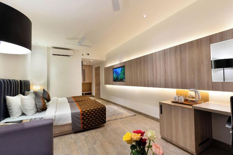 Opo The Royal Residency image