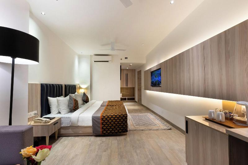 Opo The Royal Residency image