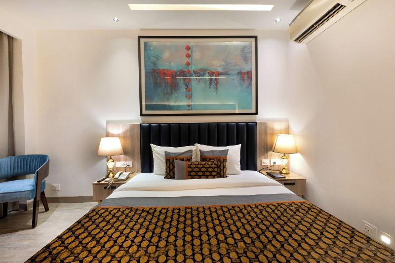 Opo The Royal Residency image