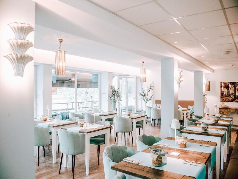 Hotel Concorde image