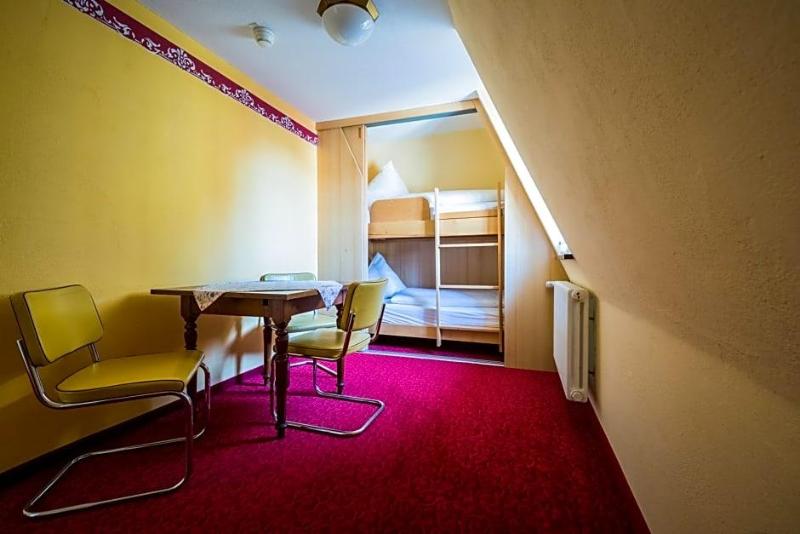 Hotel Lv Wen Weinstube image