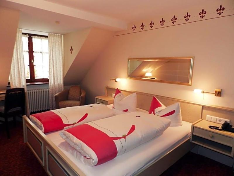 Hotel Lv Wen Weinstube image