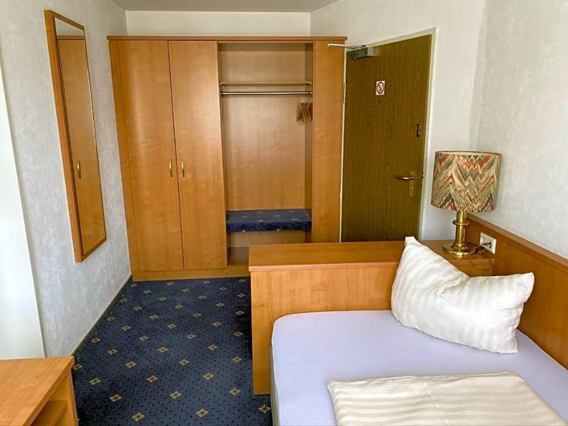 Hotel Kaiserhof image