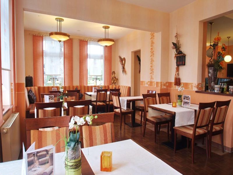Zur Linde image