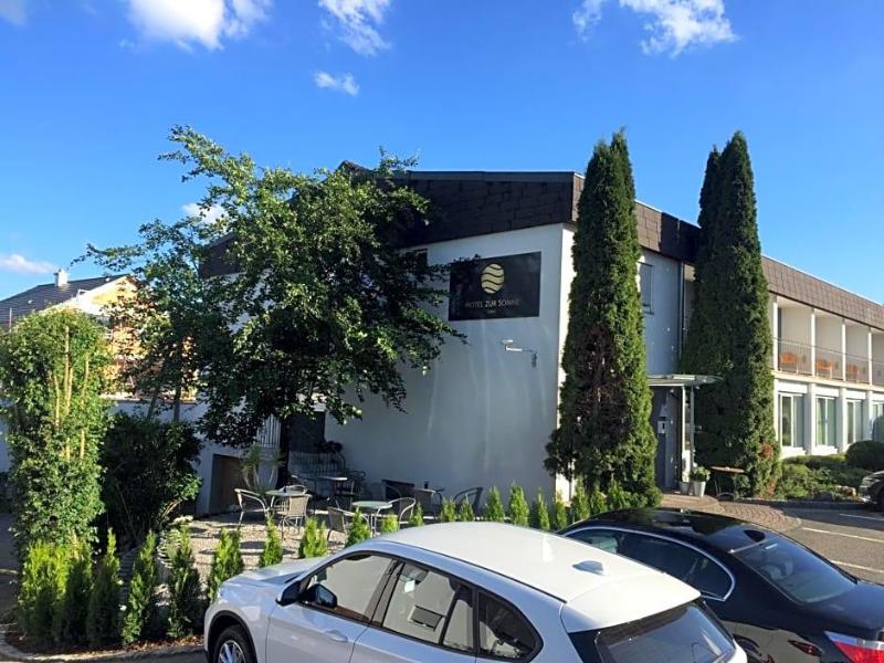 Hotel Zur Sonne image