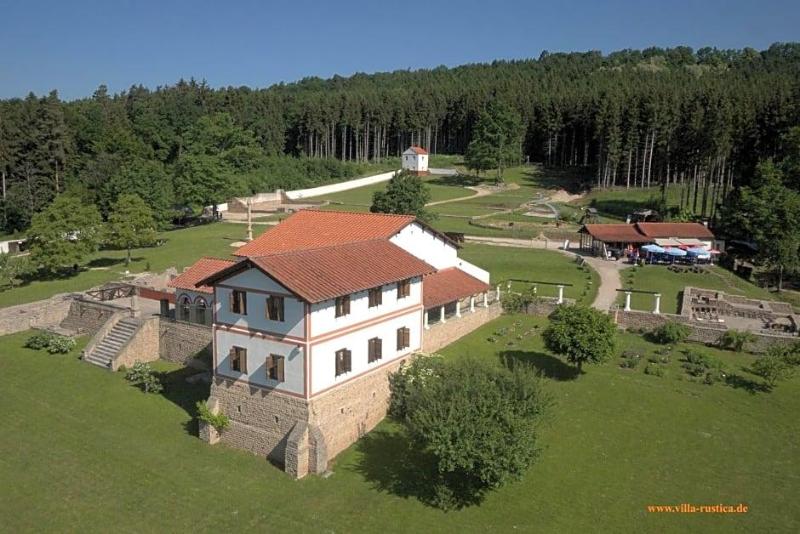 Hotel Zur Sonne image