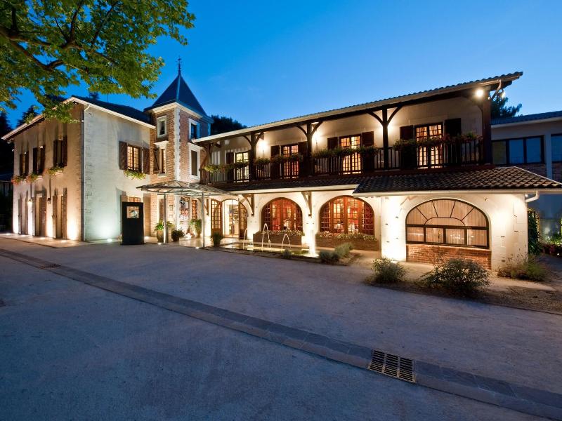 Relais De La Poste image