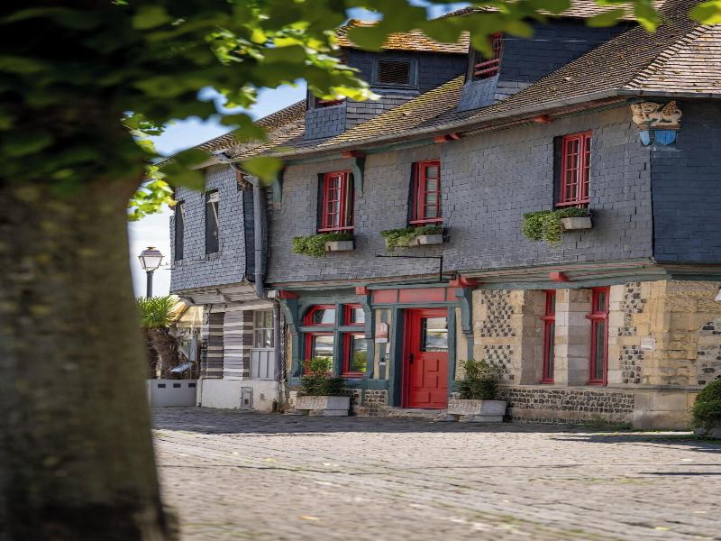 L Absinthe Hotel image