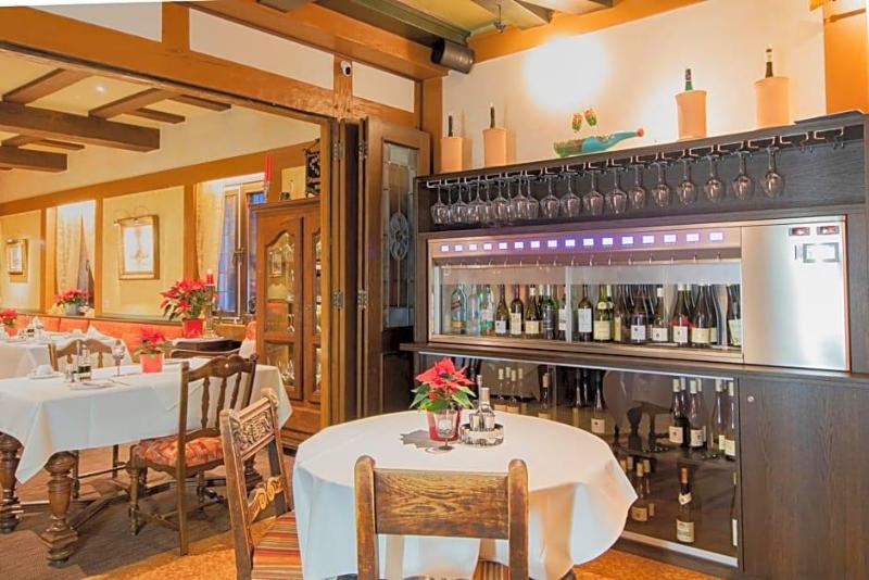Hotel Weinhaus Weiler image