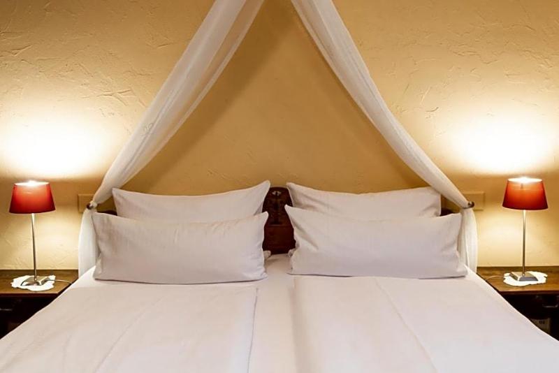 Hotel Weinhaus Weiler image