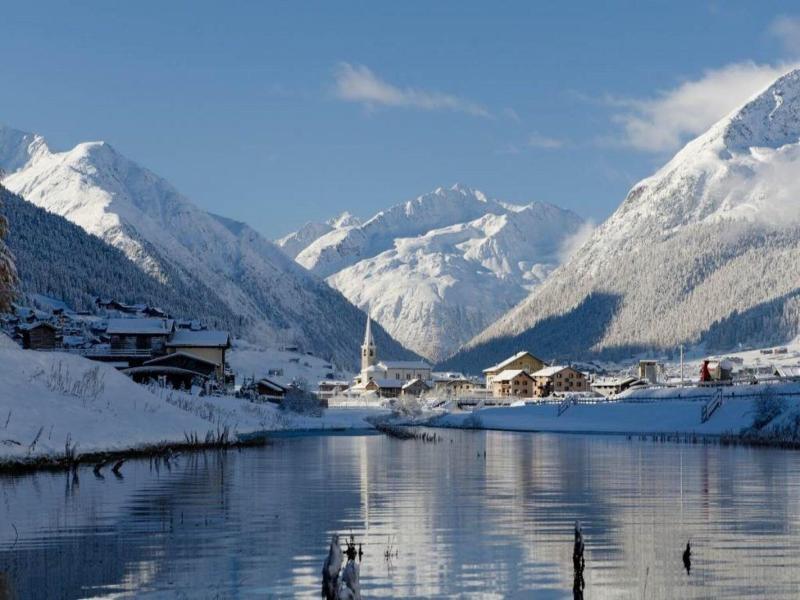 Vetta Alpine Relax image