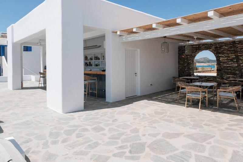 Kameo Antiparos image