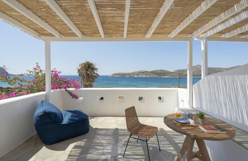 Kameo Antiparos image