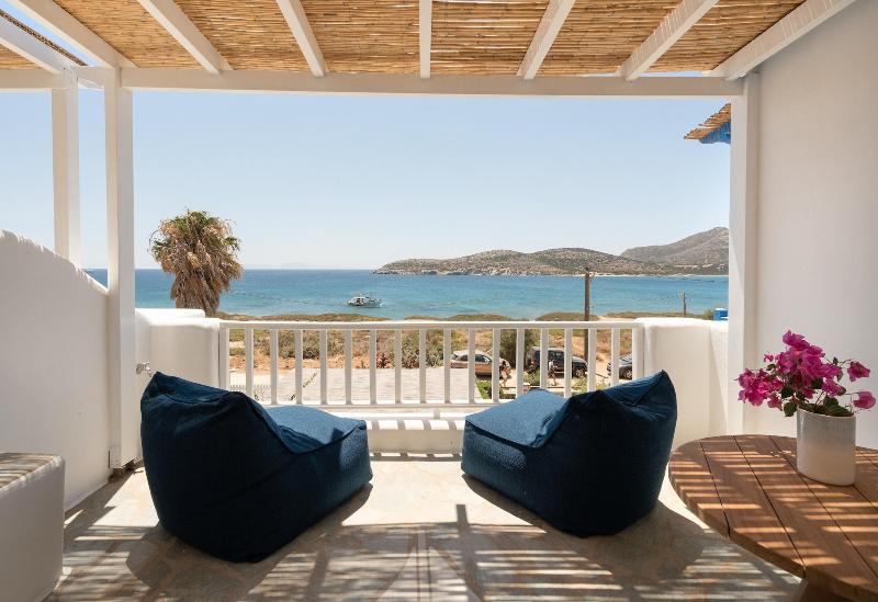 Kameo Antiparos image