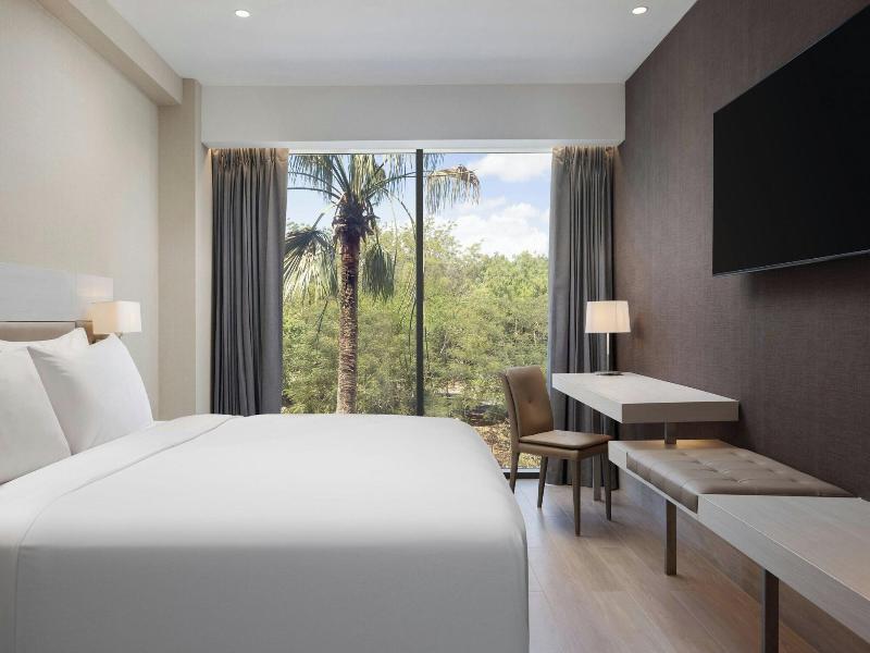 Ac Hotel Santiago De Los Caballeros image